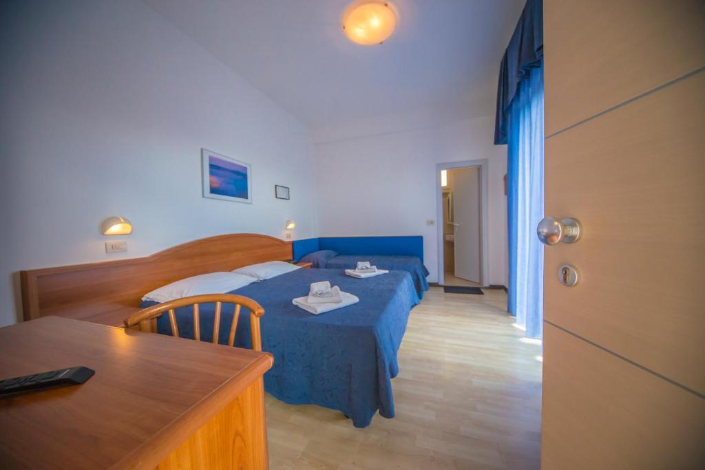 Ciccio Hotel Misano Adriatico Buitenkant foto