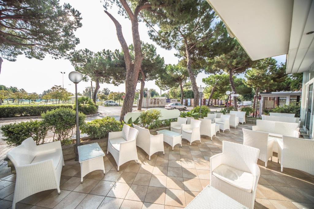 Ciccio Hotel Misano Adriatico Buitenkant foto