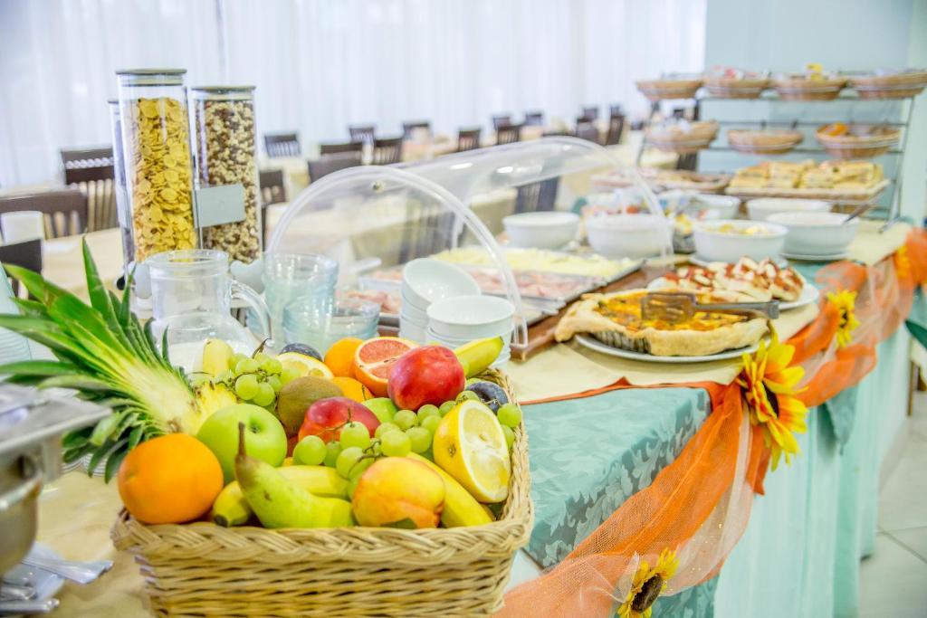 Ciccio Hotel Misano Adriatico Buitenkant foto