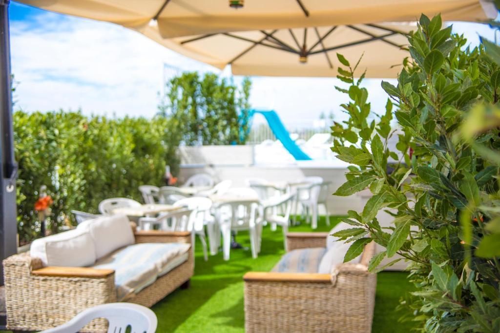 Ciccio Hotel Misano Adriatico Buitenkant foto