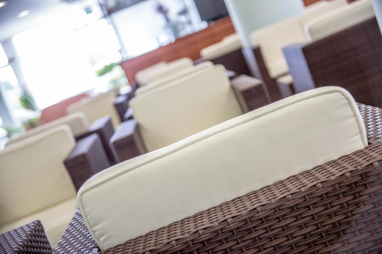 Ciccio Hotel Misano Adriatico Buitenkant foto